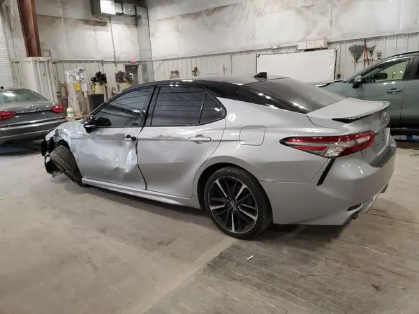 4T1B61HK4KU205783 2019 TOYOTA CAMRY - Image 2