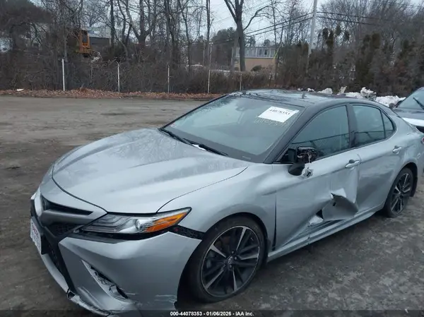 4T1B61HK4KU212040 2019 TOYOTA CAMRY - Image 2