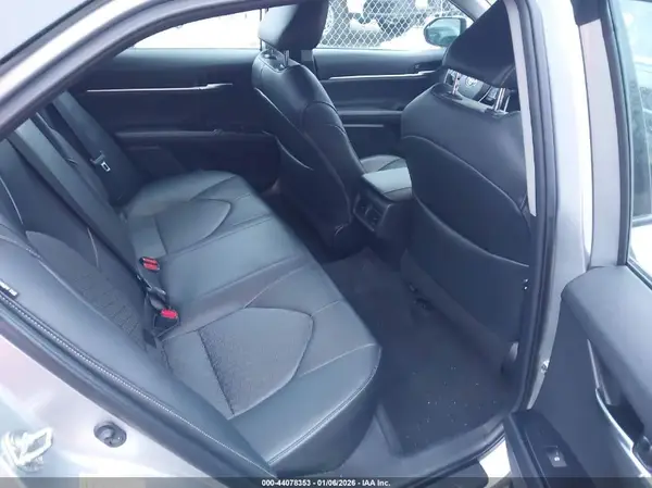 4T1B61HK4KU212040 2019 TOYOTA CAMRY - Image 8