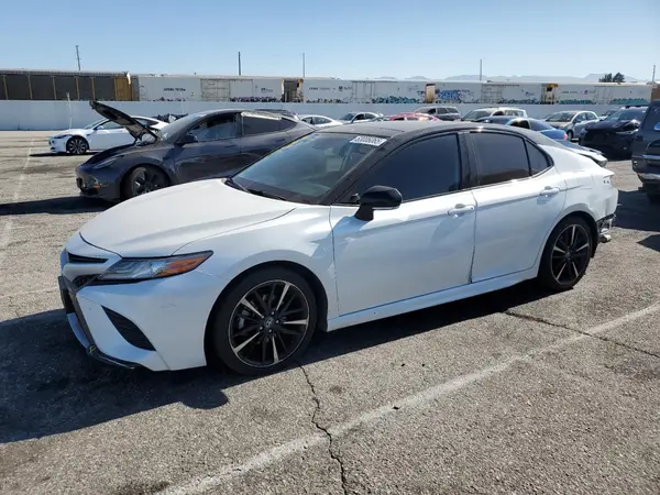 4T1B61HK4KU214550 2019 TOYOTA CAMRY - Image 1