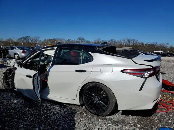4T1B61HK4KU222048 2019 TOYOTA CAMRY - Image 2