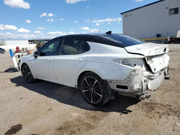 4T1B61HK4KU222194 2019 TOYOTA CAMRY - Image 2