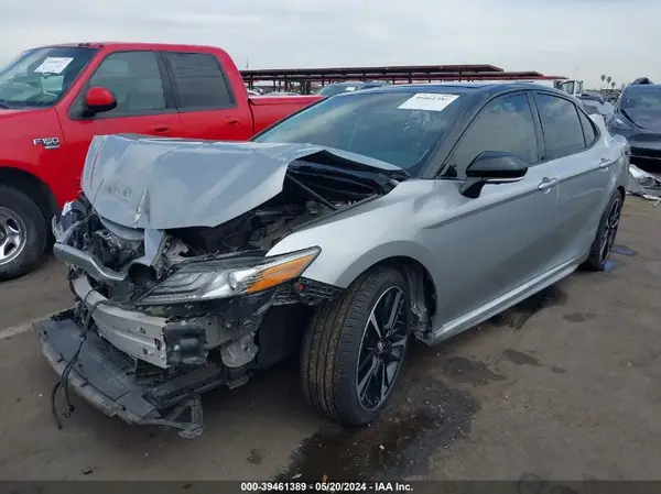 4T1B61HK4KU223541 2019 TOYOTA CAMRY - Image 2