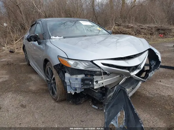 4T1B61HK4KU228447 2019 TOYOTA CAMRY - Image 1