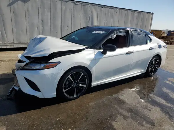 4T1B61HK4KU230635 2019 TOYOTA CAMRY - Image 1