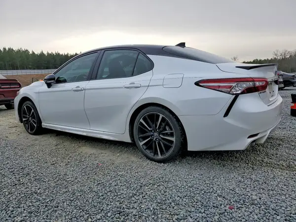4T1B61HK4KU239108 2019 TOYOTA CAMRY - Image 2