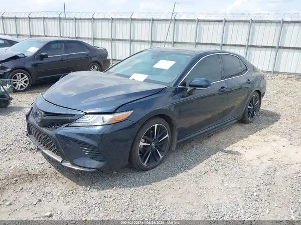 4T1B61HK4KU264025 2019 TOYOTA CAMRY - Image 2