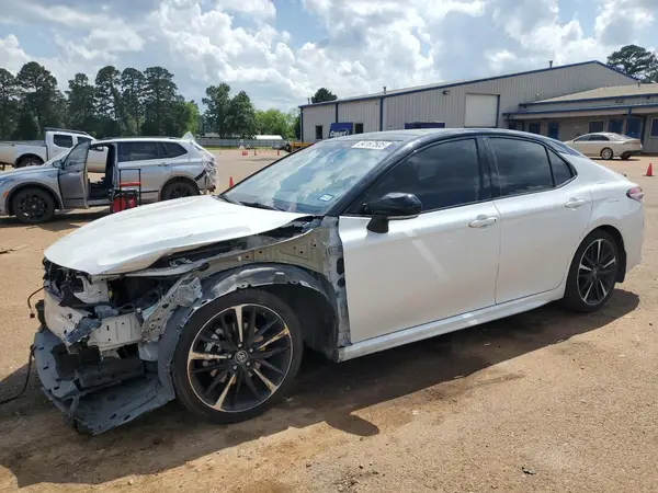 4T1B61HK4KU266535 2019 TOYOTA CAMRY - Image 1