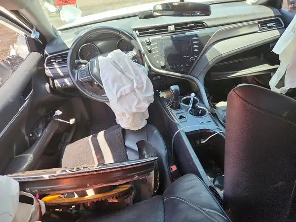 4T1B61HK4KU267233 2019 TOYOTA CAMRY - Image 8