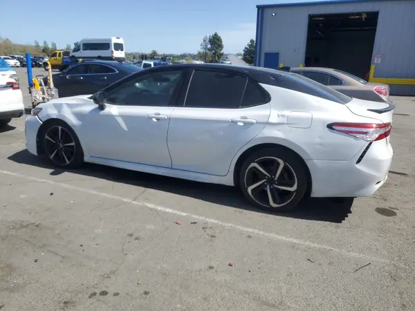 4T1B61HK4KU291189 2019 TOYOTA CAMRY - Image 2