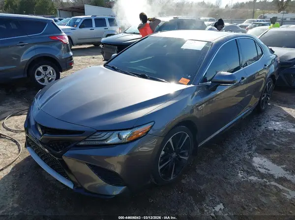 4T1B61HK4KU296635 2019 TOYOTA CAMRY - Image 2