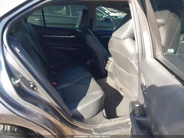 4T1B61HK4KU296635 2019 TOYOTA CAMRY - Image 8