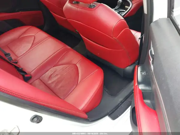 4T1B61HK4KU680513 2019 TOYOTA CAMRY - Image 8