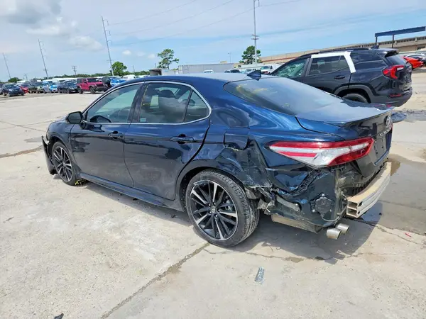 4T1B61HK4KU681676 2019 TOYOTA CAMRY - Image 2