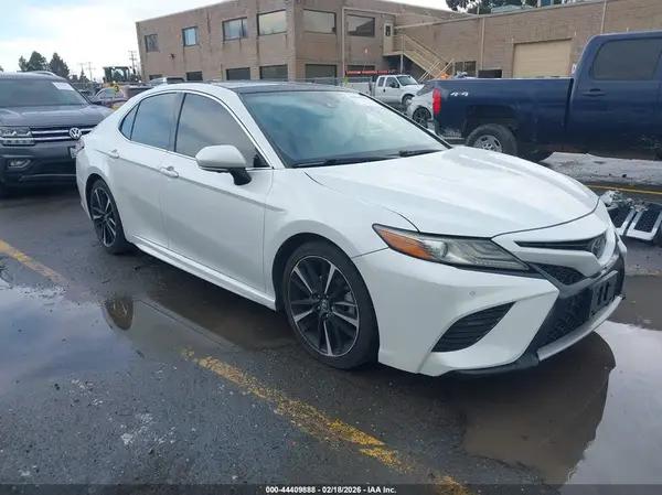 4T1B61HK4KU683721 2019 TOYOTA CAMRY - Image 1