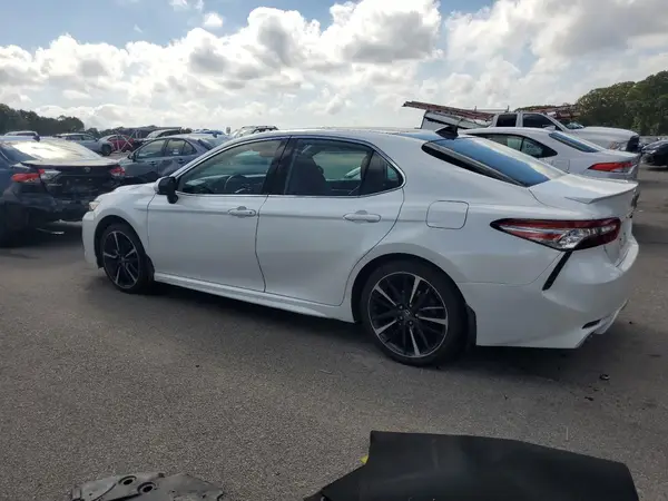 4T1B61HK4KU710206 2019 TOYOTA CAMRY - Image 2
