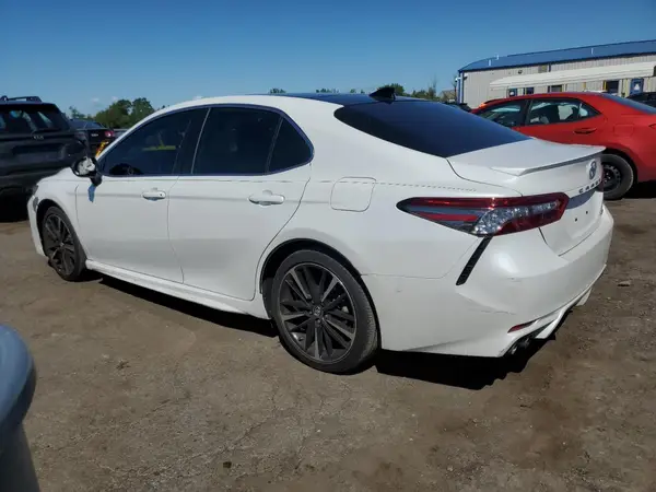 4T1B61HK4KU726728 2019 TOYOTA CAMRY - Image 2