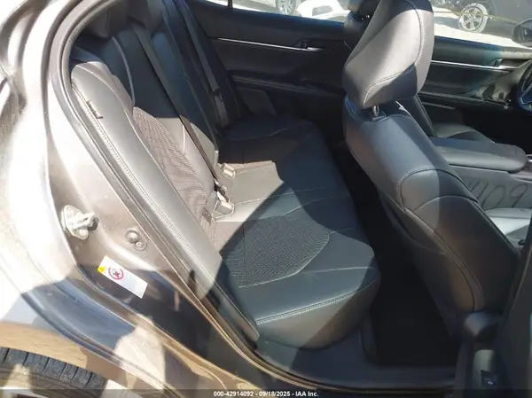 4T1B61HK4KU733209 2019 TOYOTA CAMRY - Image 8