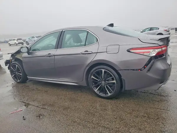 4T1B61HK4KU779302 2019 TOYOTA CAMRY - Image 2