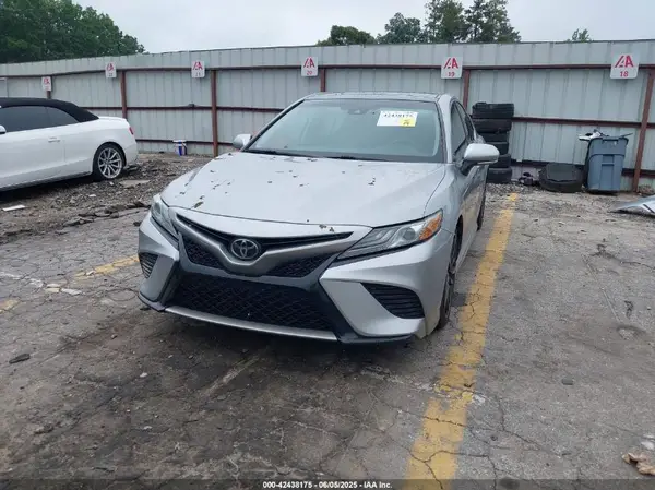 4T1B61HK4KU789618 2019 TOYOTA CAMRY - Image 2
