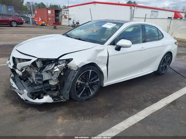 4T1B61HK4KU799310 2019 TOYOTA CAMRY - Image 2