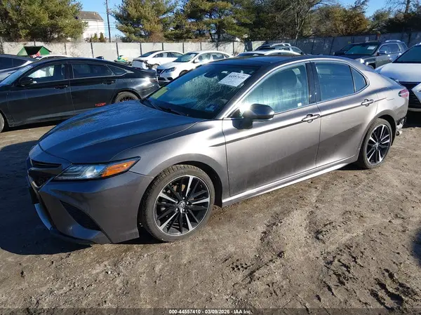4T1B61HK4KU815375 2019 TOYOTA CAMRY - Image 2