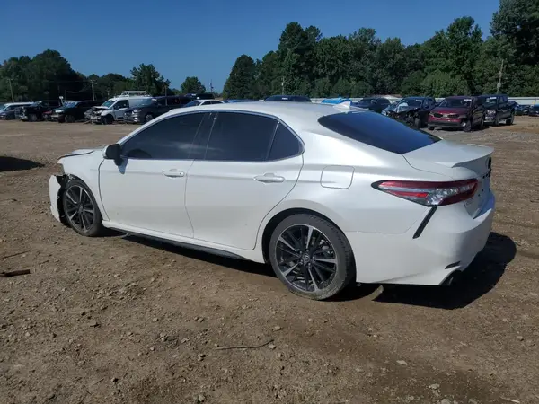 4T1B61HK4KU834914 2019 TOYOTA CAMRY - Image 2