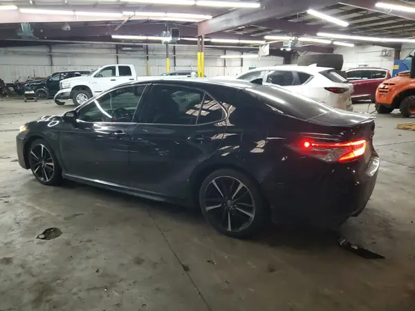 4T1B61HK4KU841832 2019 TOYOTA CAMRY - Image 2