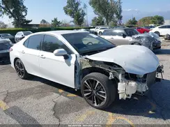 4T1B61HK5JU007003 2018 TOYOTA CAMRY