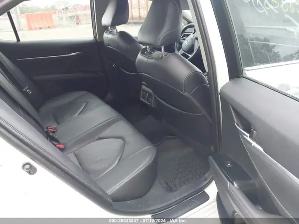4T1B61HK5JU050238 2018 TOYOTA CAMRY - Image 8