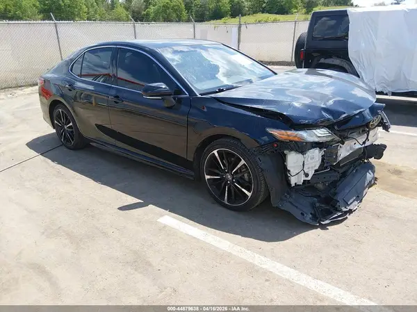 4T1B61HK5JU053897 2018 TOYOTA CAMRY - Image 1