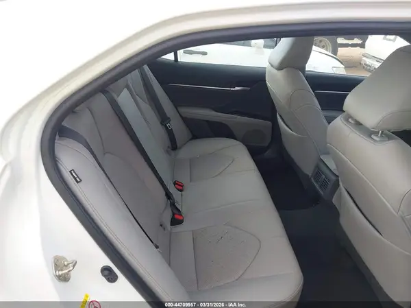 4T1B61HK5JU065368 2018 TOYOTA CAMRY - Image 8