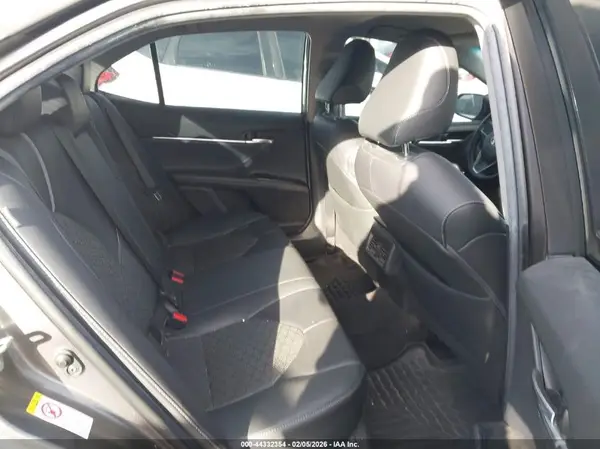 4T1B61HK5JU066682 2018 TOYOTA CAMRY - Image 8