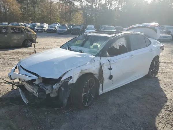4T1B61HK5JU069355 2018 TOYOTA CAMRY - Image 1