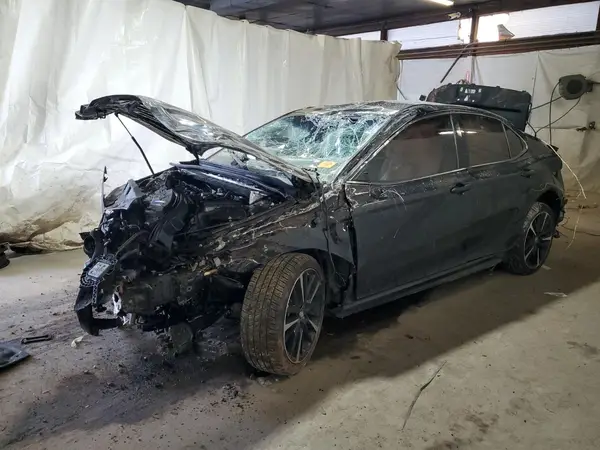 4T1B61HK5JU082980 2018 TOYOTA CAMRY - Image 1