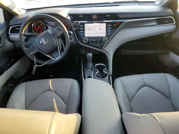 4T1B61HK5JU107974 2018 TOYOTA CAMRY - Image 8