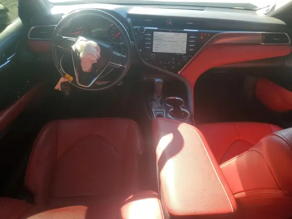 4T1B61HK5JU112740 2018 TOYOTA CAMRY - Image 8