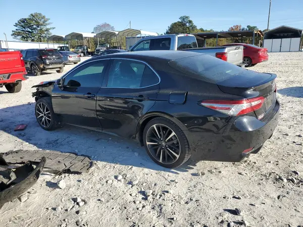 4T1B61HK5JU114889 2018 TOYOTA CAMRY - Image 2