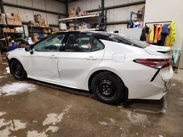 4T1B61HK5JU119266 2018 TOYOTA CAMRY - Image 2