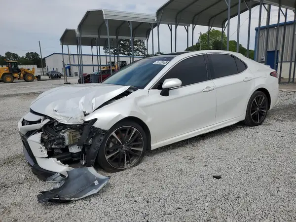 4T1B61HK5JU122197 2018 TOYOTA CAMRY - Image 1