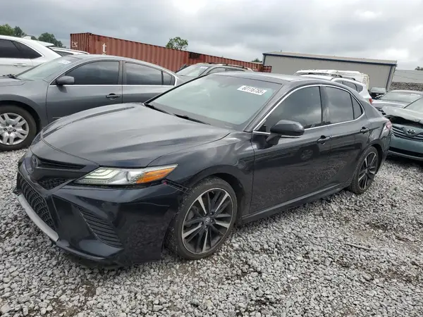 4T1B61HK5JU126833 2018 TOYOTA CAMRY - Image 1