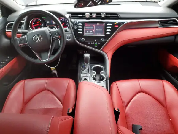 4T1B61HK5JU128324 2018 TOYOTA CAMRY - Image 8