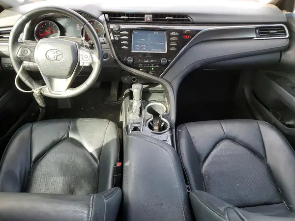 4T1B61HK5JU130459 2018 TOYOTA CAMRY - Image 8