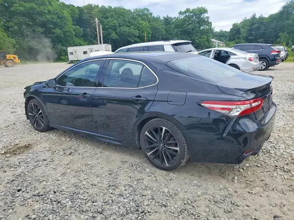 4T1B61HK5JU132891 2018 TOYOTA CAMRY - Image 2