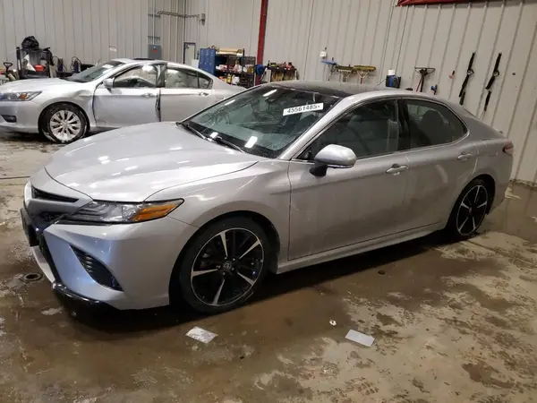 4T1B61HK5JU145558 2018 TOYOTA CAMRY - Image 1