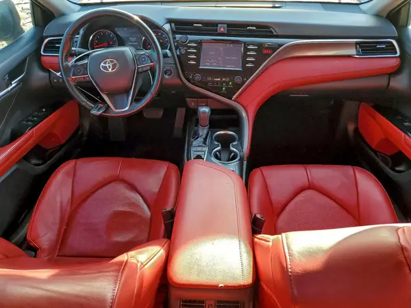 4T1B61HK5JU148525 2018 TOYOTA CAMRY - Image 8