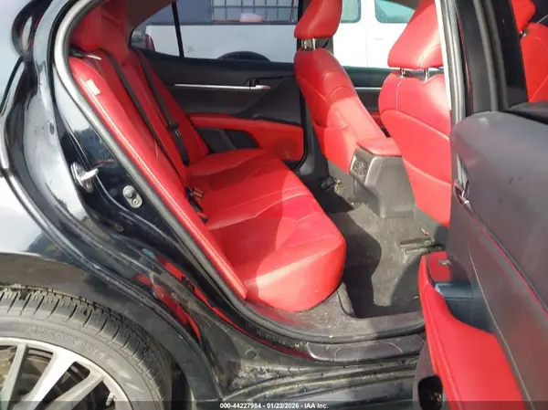 4T1B61HK5JU149030 2018 TOYOTA CAMRY - Image 8
