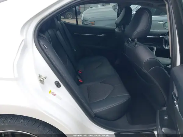4T1B61HK5JU150582 2018 TOYOTA CAMRY - Image 8