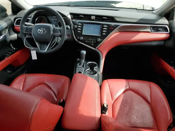 4T1B61HK5JU153840 2018 TOYOTA CAMRY - Image 8