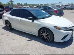 4T1B61HK5JU156057 2018 TOYOTA CAMRY